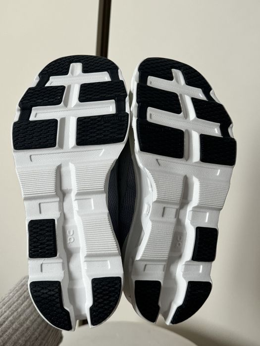 Sneaker de dama On 'Cloudmonster"