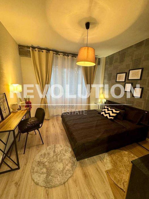 Продава се Тристаен апартамент в Пловдив, Гагарин - 65 кв.м за 1977 €/кв.м - Снимка #3