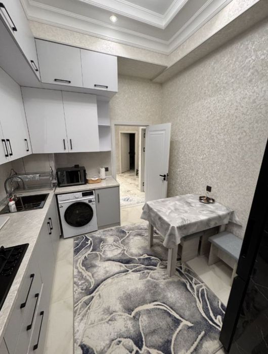 Sebzor Gafur G'ulom metro yonida 2 xonali