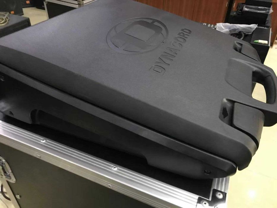 Dynacord PowerMate 1000-3 audio mixer cu amplificare