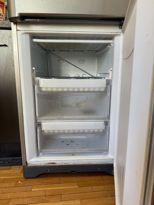 Хладилник - марка Indesit