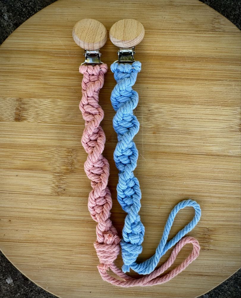 Lant suzeta macrame