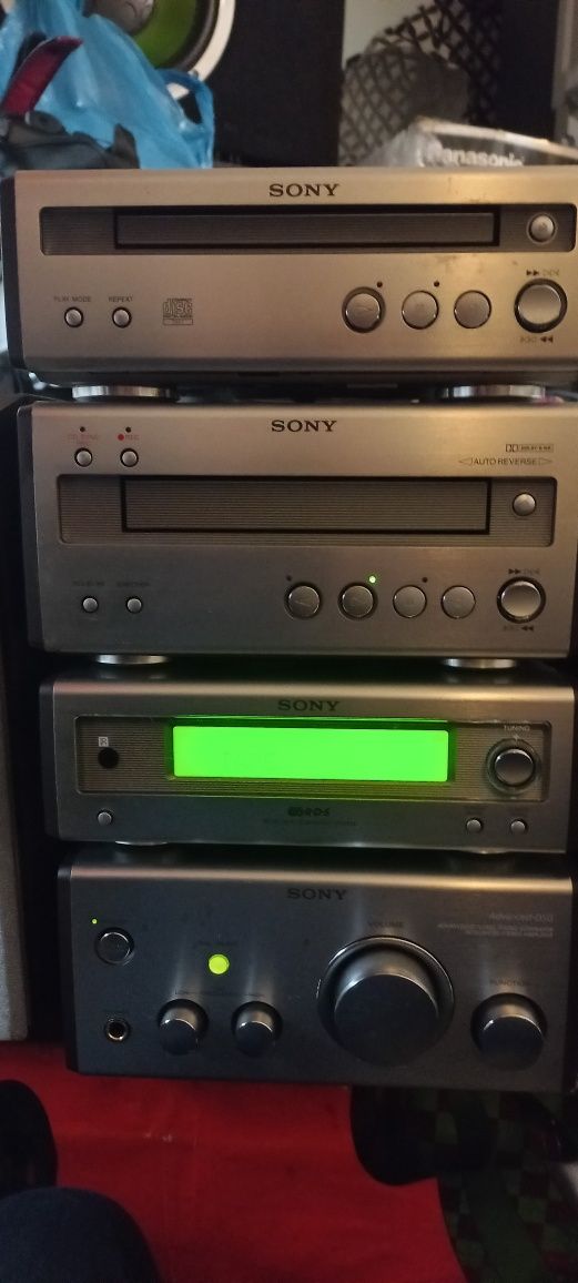 linie audio,minisistem audio Sony(cd player,deck, aux)