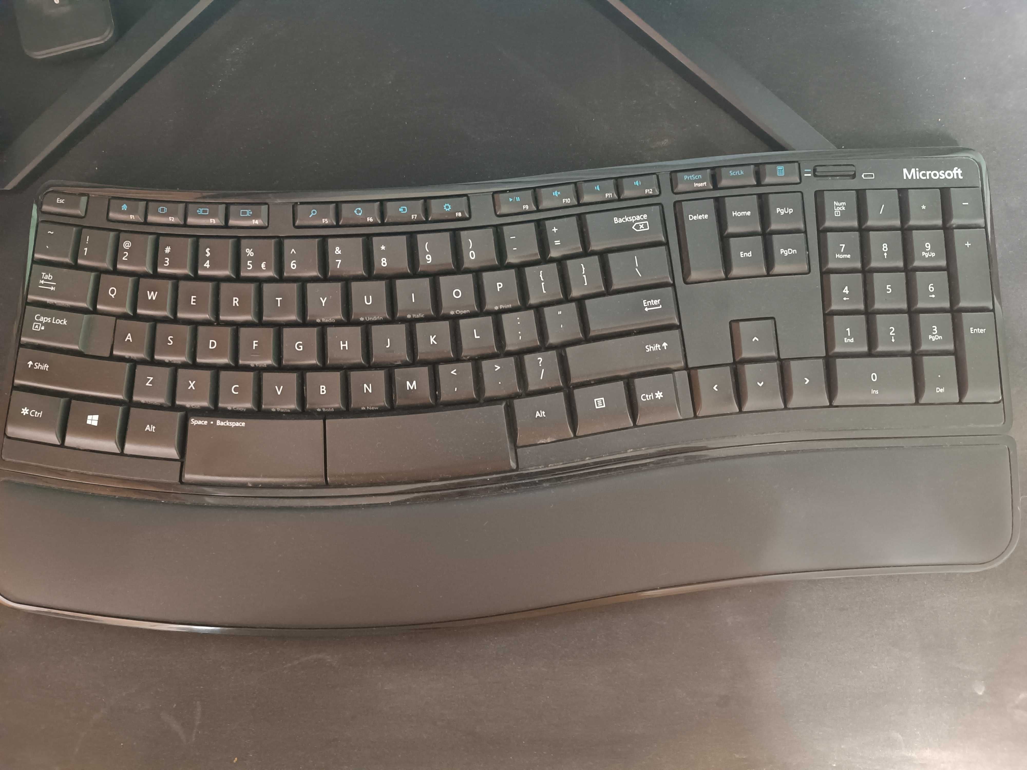 PC de vânzare + monitor curbat 32'  180 Hzz