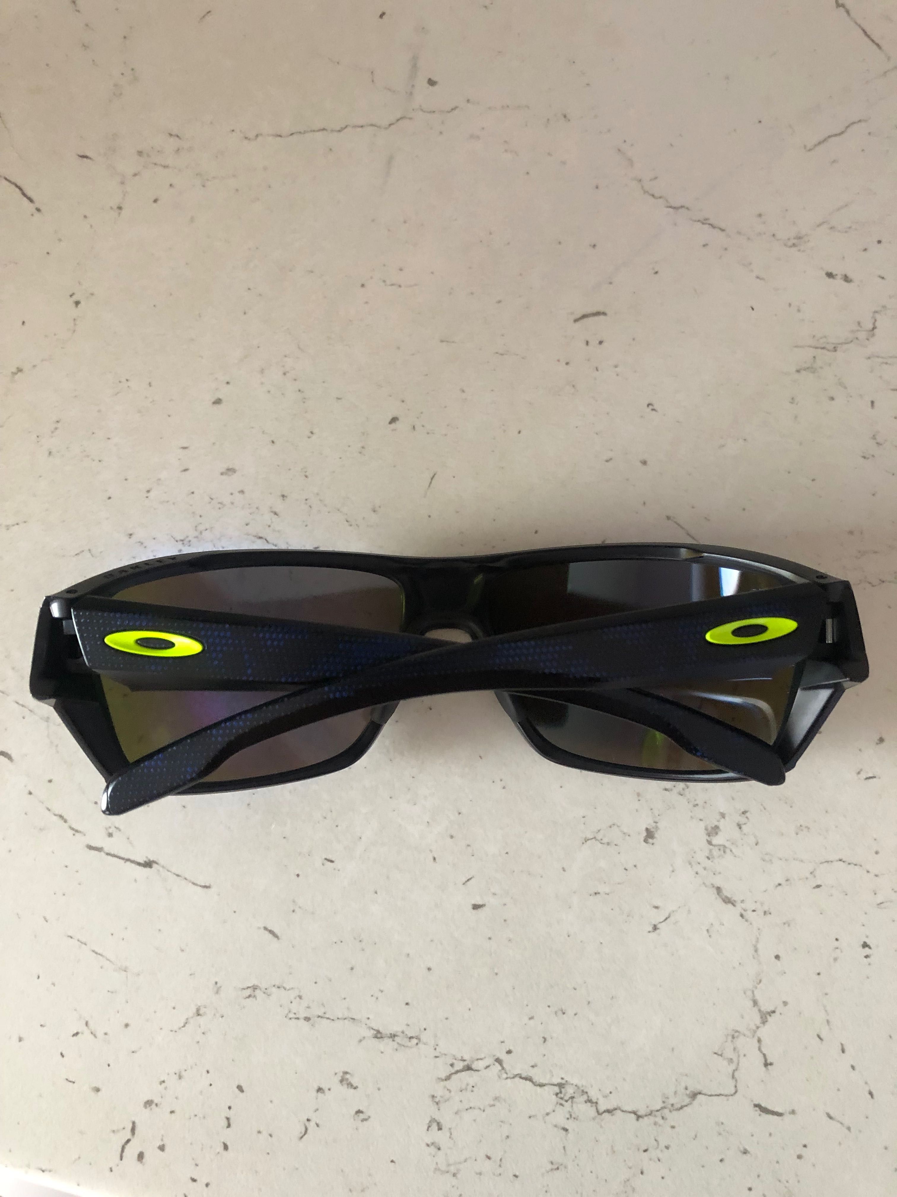 Мъжки слънчеви очила Oakley split shot prizm