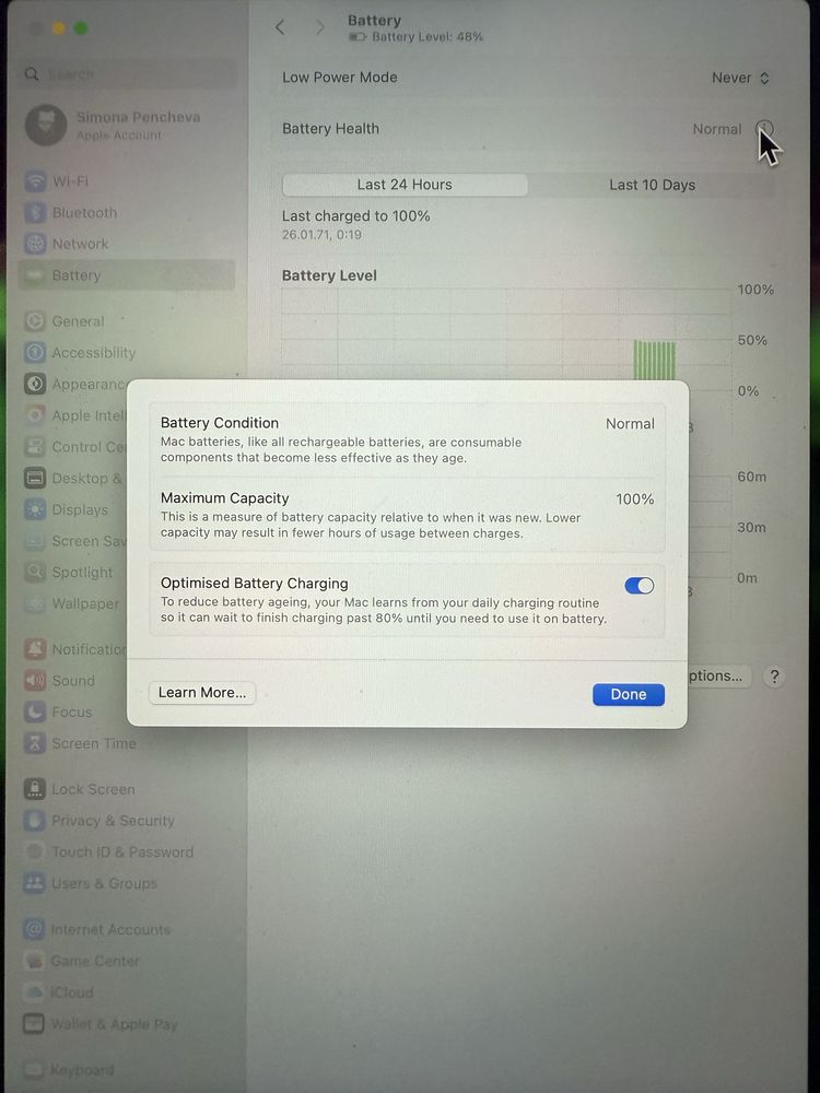 Apple MacBook Air 15,3" M2 512GB 8GB RAM Състояние-като нов