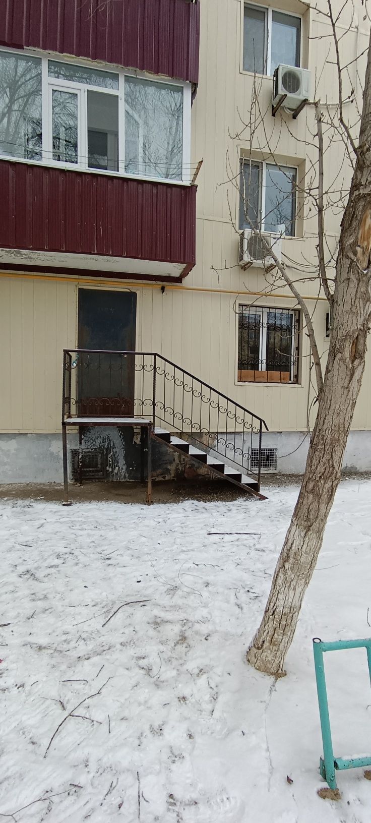 Продам 1 к ка,  48,8 м2 1/5 этаж