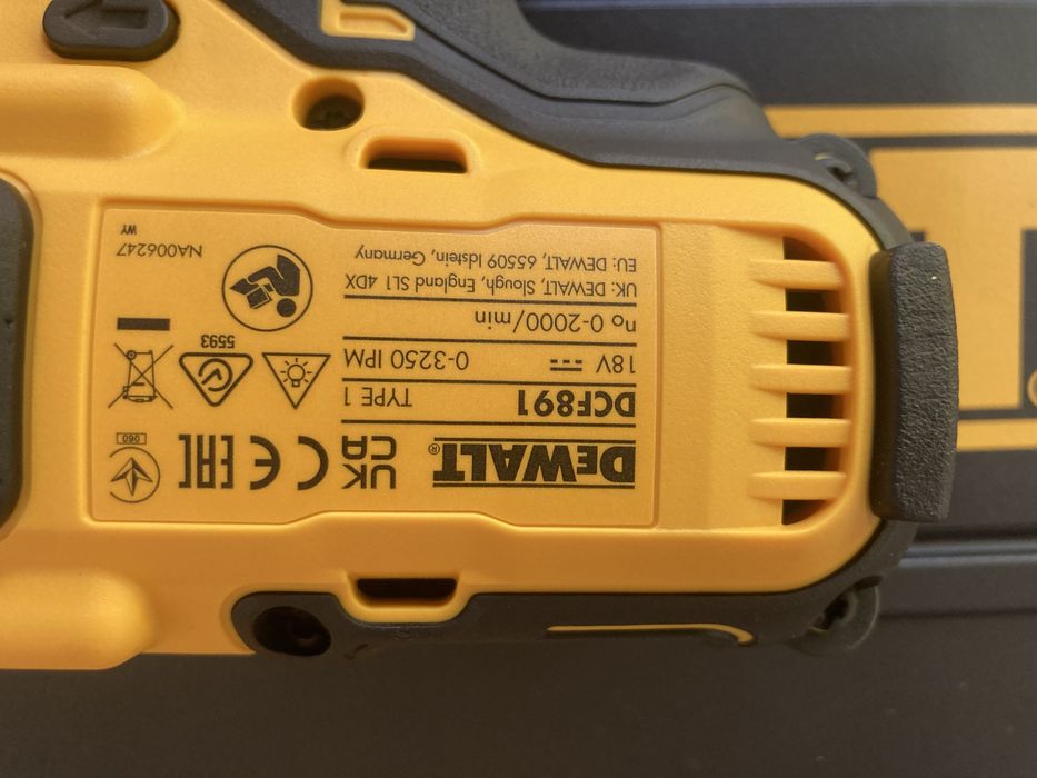 Гайковерт Dewalt DCF891/892