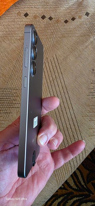 Samsung galaxy S 25 plus 512gb Silver Shadow / като нов