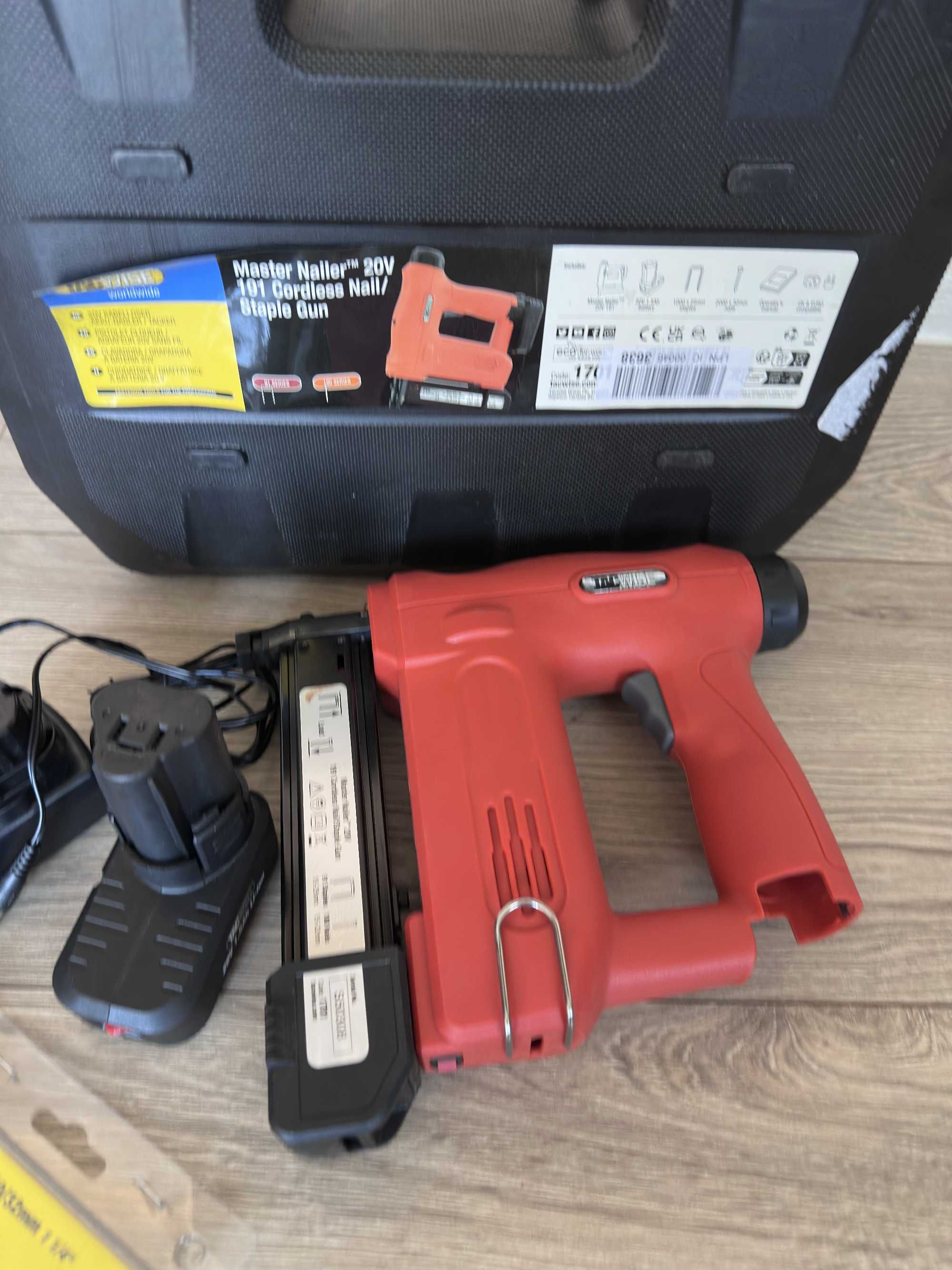 Tacwise 1700 Master Nailer 12V 191 Capsator/pistol de cuie