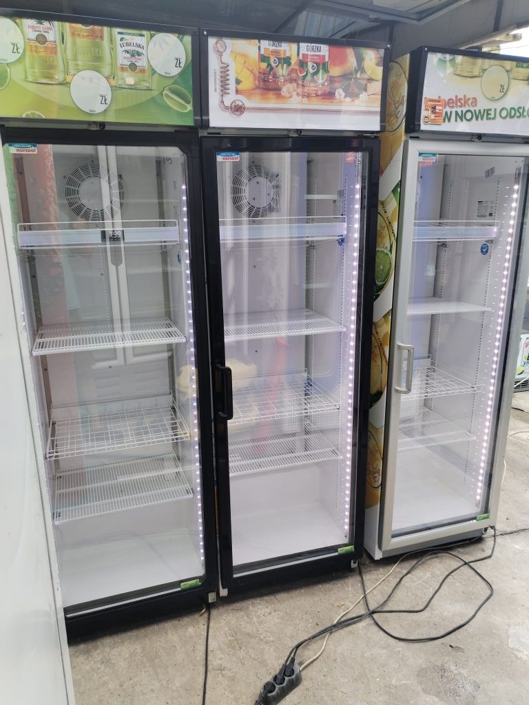 Vitrine frigorifice cu o ușă frigider
