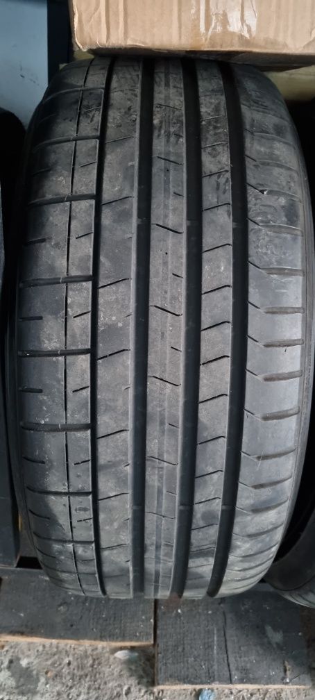 Anvelope 235 35 19 pirelli p zero de vara