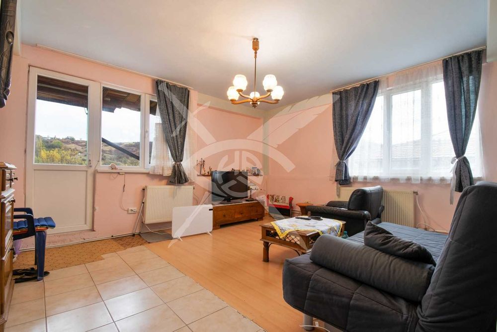 Продава се Къща в с. Хераково, Област София-област - 200 кв.м за 1350 €/кв.м - Снимка #8