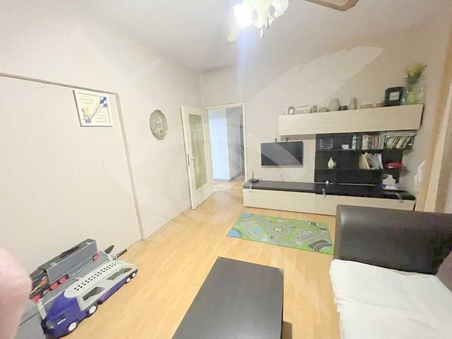 Продава се Тристаен апартамент в Пловдив, Тракия - 92 кв.м за 1294 €/кв.м - Снимка #1