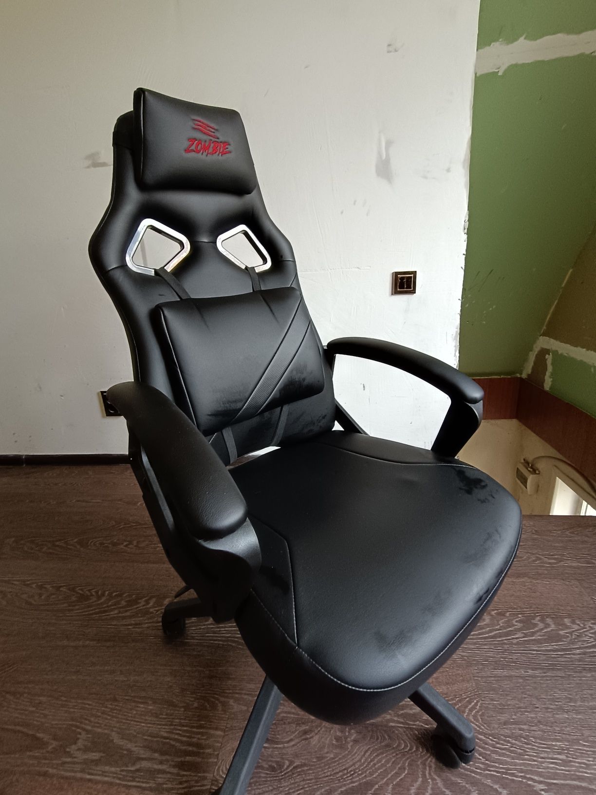 игровое кресло продам