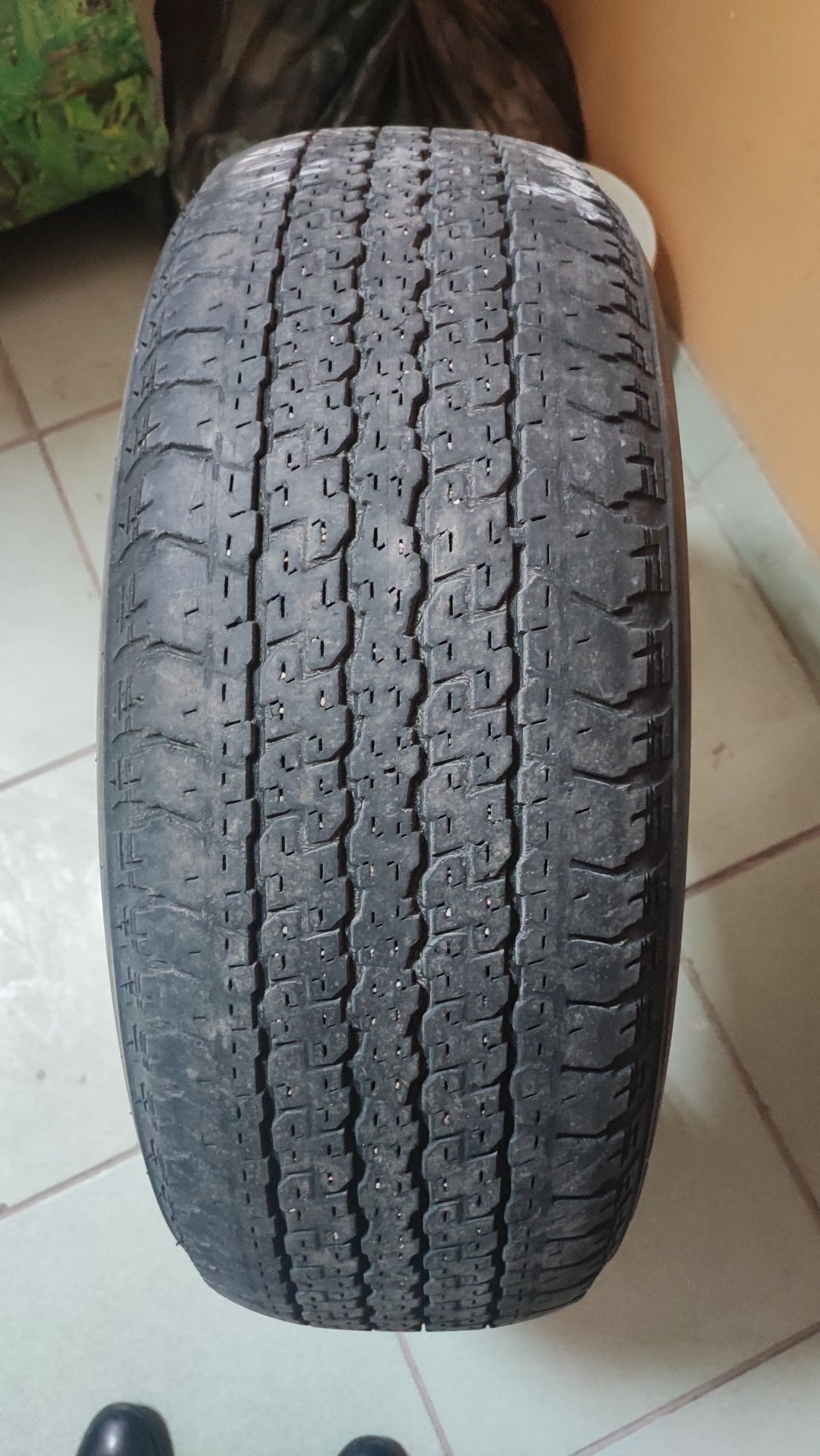 Продам шины всесезонные Bridgestone dueler