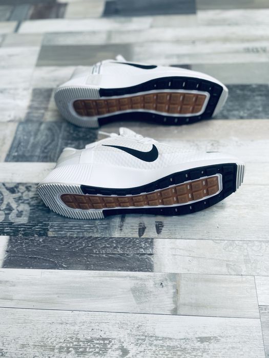 Nike Air Reposto - фитнес маратонки