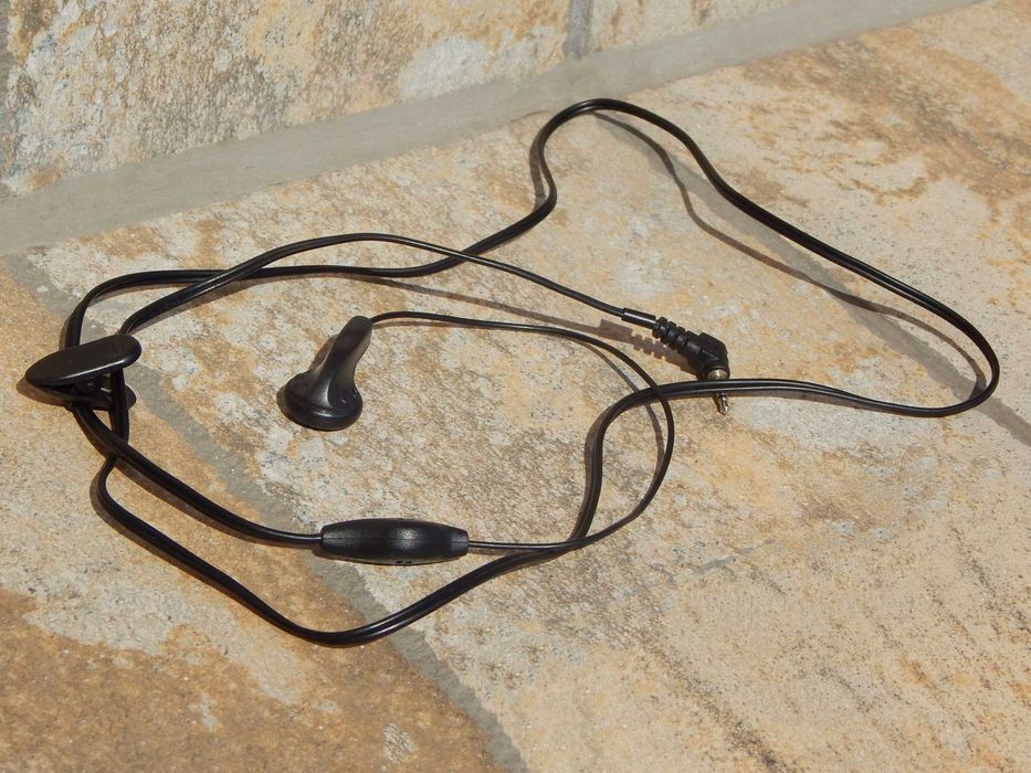 Casca cu fir si microfon universala 3.5 mm socket