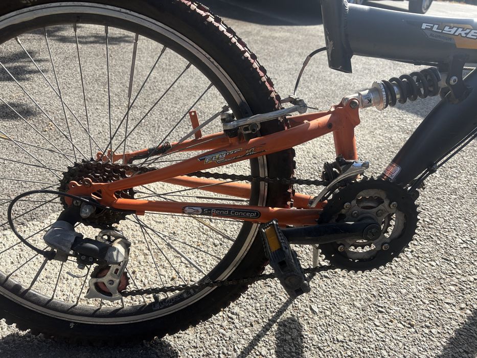 Bicicleta Flyke F4-21 suspensie fata-spate