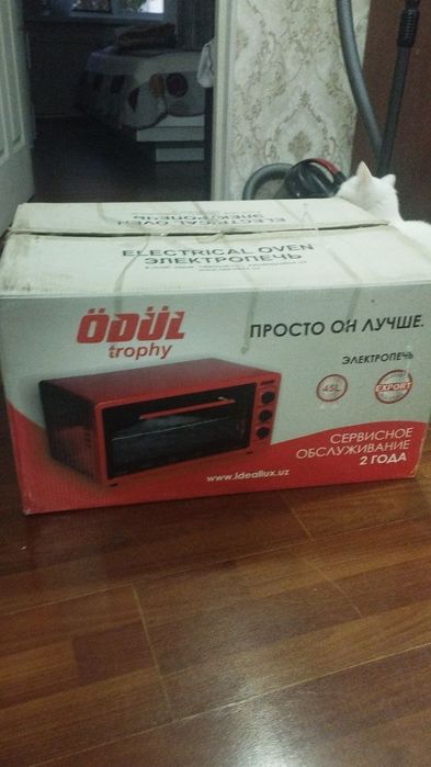 Электропечь 42литра в отличном состоянии