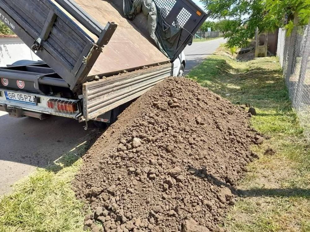 Nisip Balastru Amestec beton Piatra Criblura Pietris Pamant negru