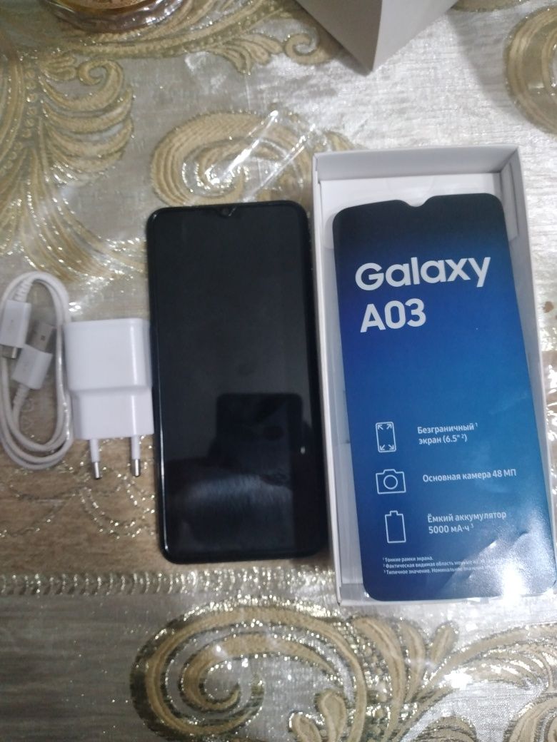 Samsung A 03 telefon sotiladi faqat pul juda zaril