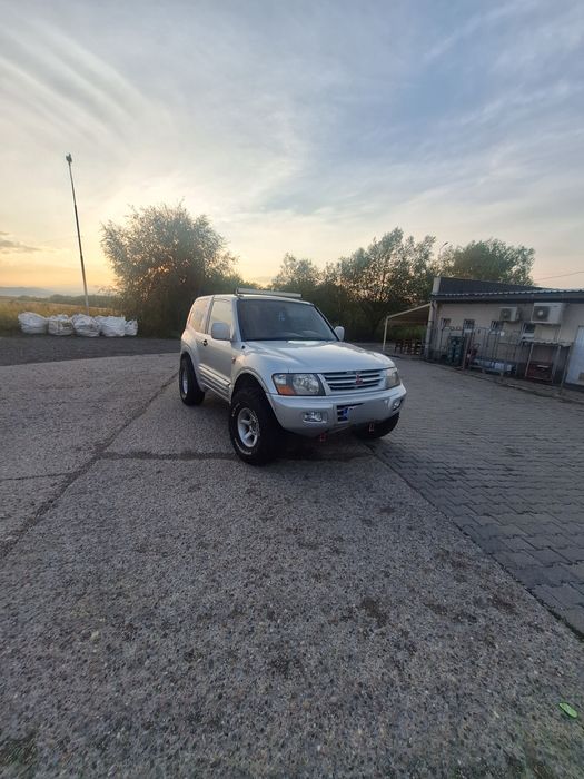Mitsubishi Pajero pregătit de offroad