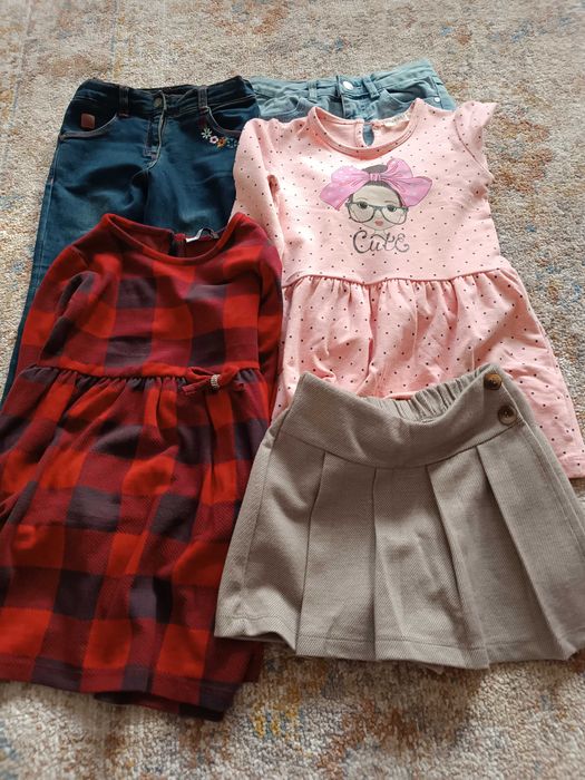 Дънки Boboli и рокли за момиче -110 р-р