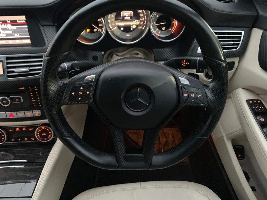 Dezmembrez mercedes cls w218/cls 350 4 matic/cls 250 cdi/pachet amg/