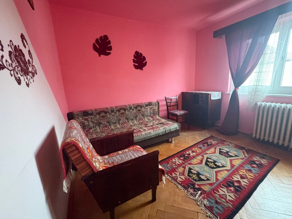 Căutăm colege apartament Ștrand 500 lei/camera