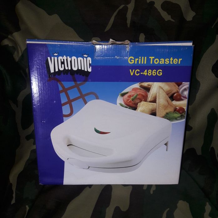 Sandwichmaker si suport de pui grill