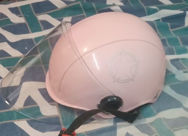 Велошлем с визором 10/10.Обмен,продажа-8000тг