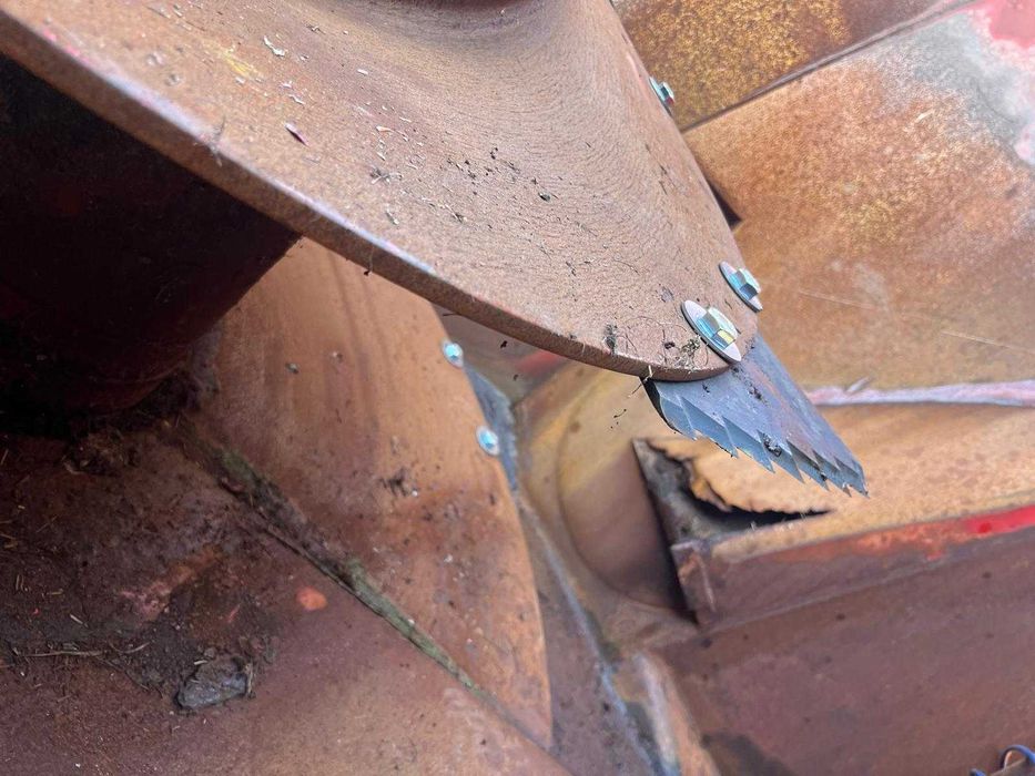 Фуражораздаващо ремарке Trioliet –9 m3 , Самотоварещо се + видео