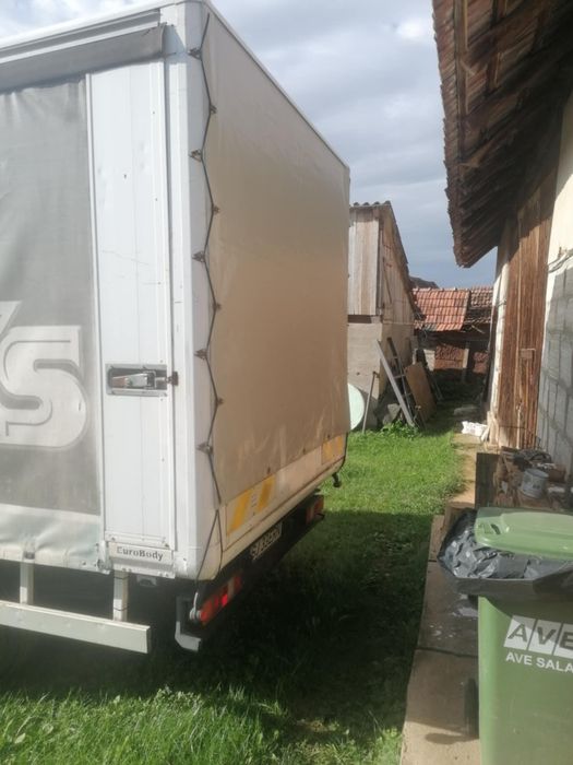 Vand (sau schimb cu tractor) Ford transit