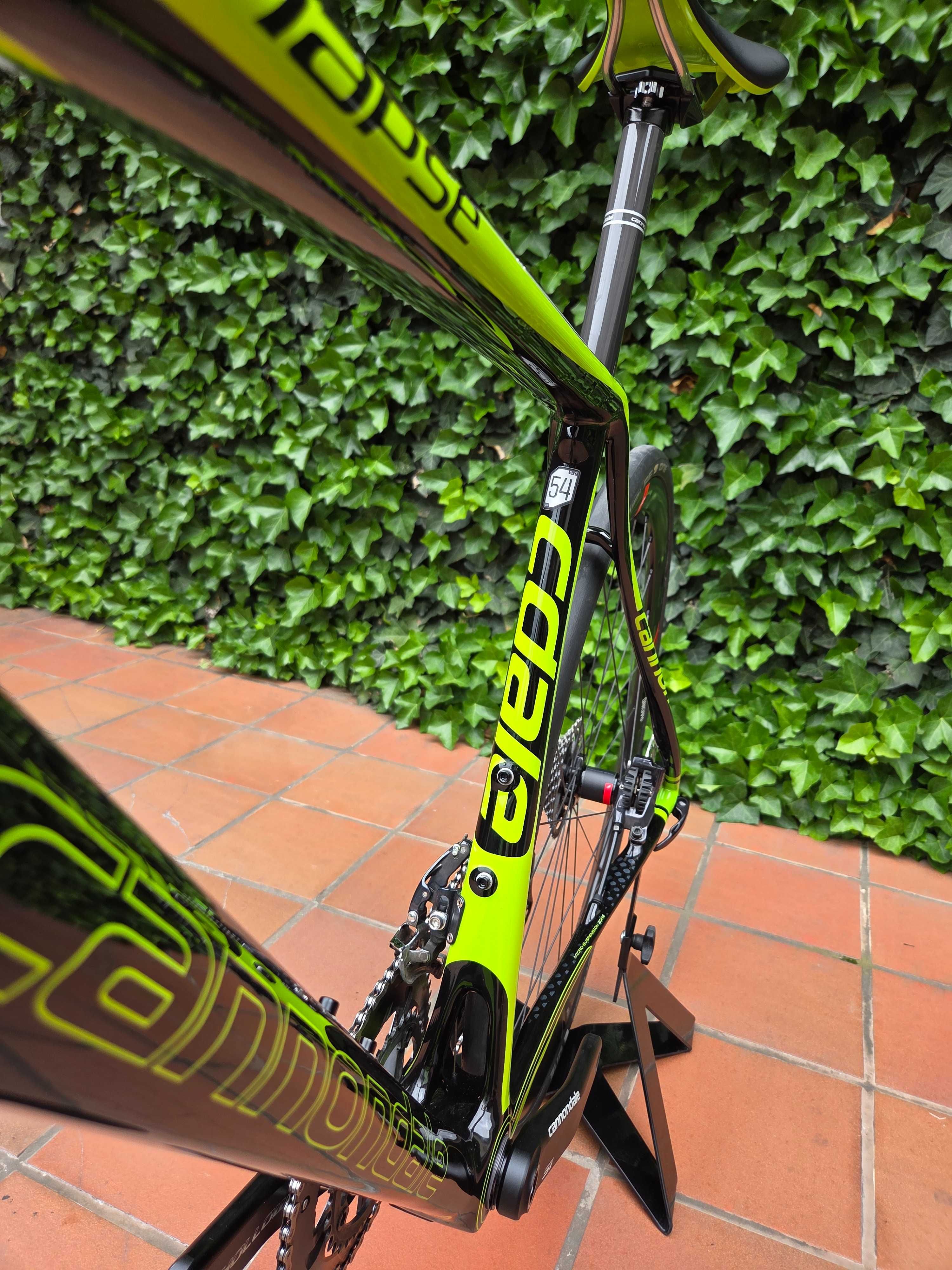 Bicicleta cursiera Cannondale Synapse Carbon Ultegra Disc