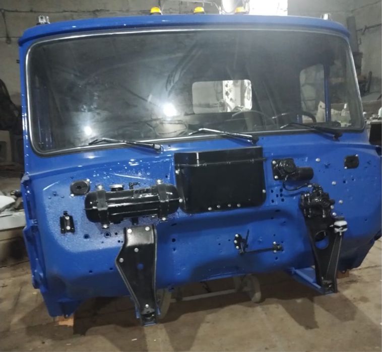 Кабина зил 4331 ,бычок