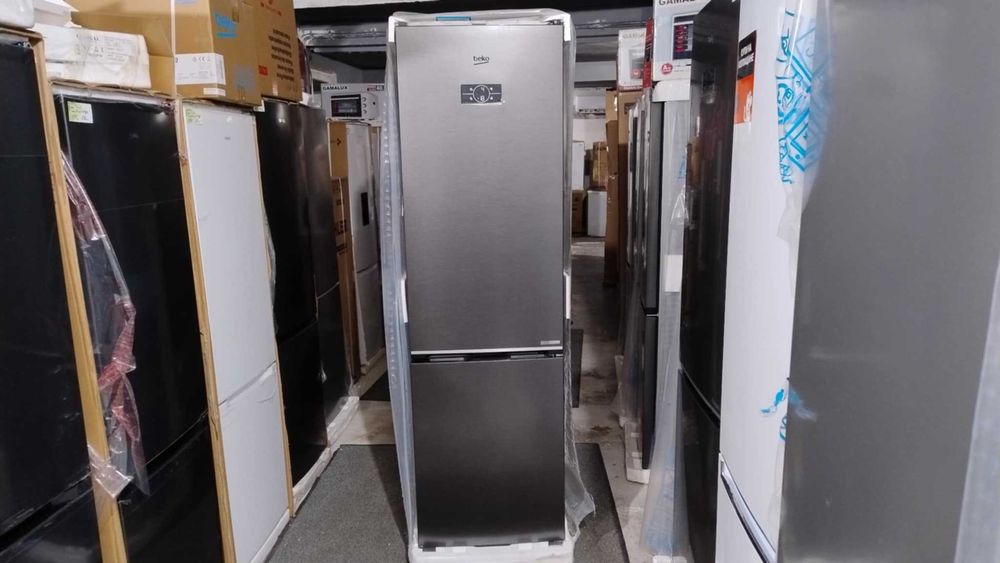 Комбиниран Хладилник с фризер BEKO-БЕКО 203. см ProSmart™ No Frost