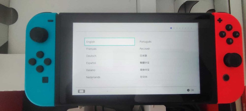 Nintendo Switch cu husa, doua jocuri si cu folie protectie ecran