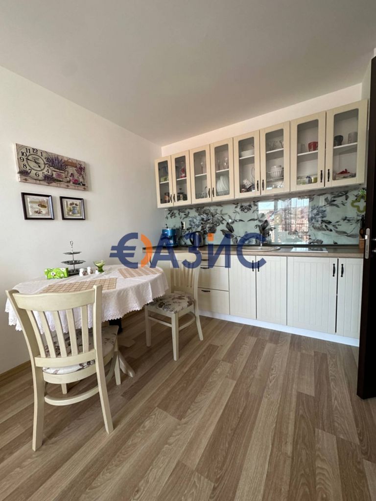 Продава се Тристаен апартамент в Свети Влас - 75 кв.м за 1600 €/кв.м - Снимка #1