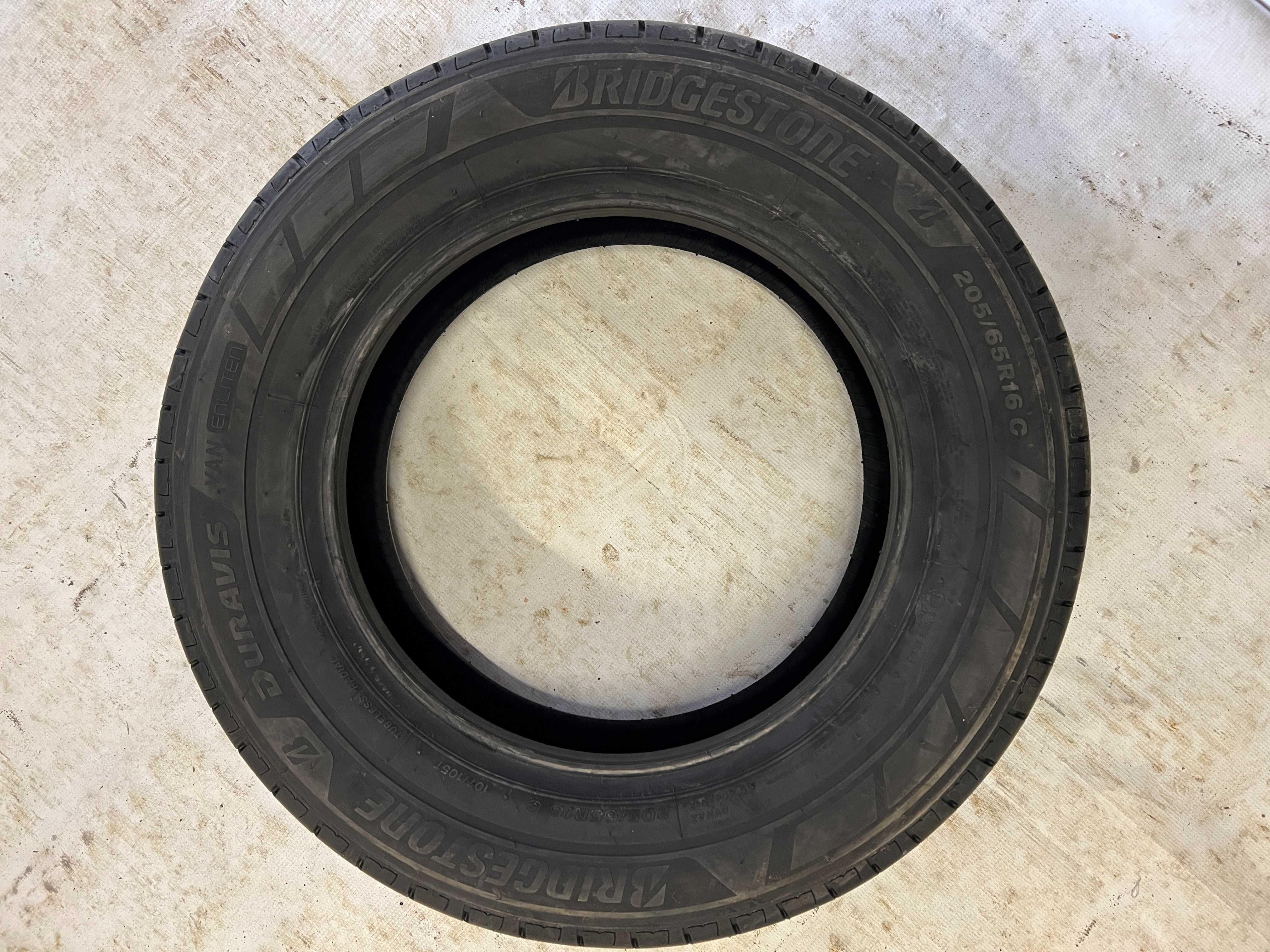 4 Нови летни бусови гуми 205/65R16C Bridgestone Duravis Van 107/105T