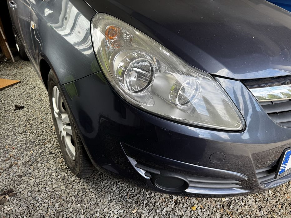 Opel corsa hatchback 2008