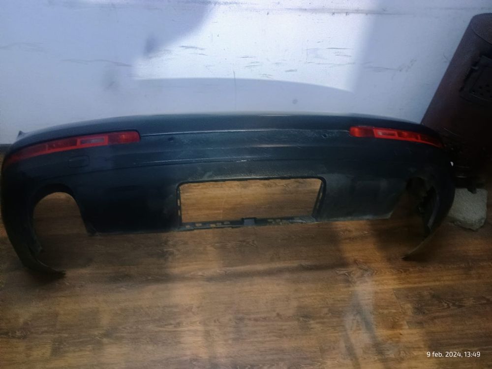 Bara spate completa cu stopuri si senzori Audi Q7  2007-2014