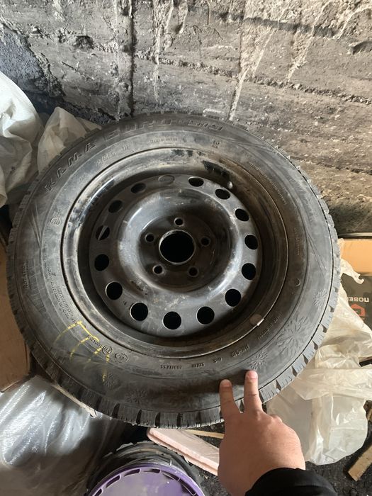 Продам диски с б/у шипами