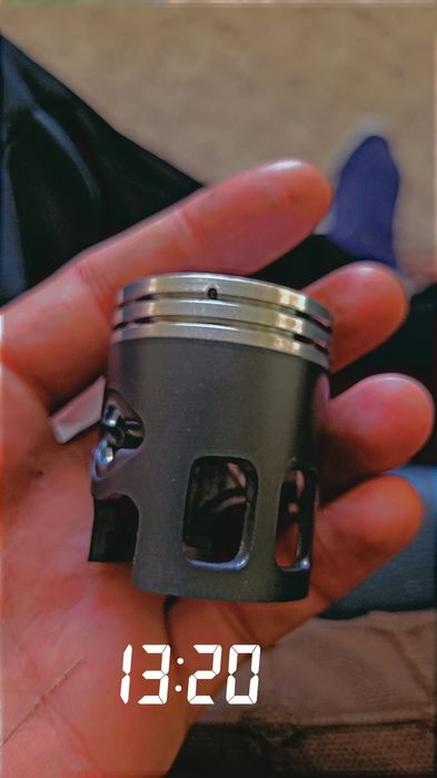 Vând scuter malaguti f12 racire pe apa