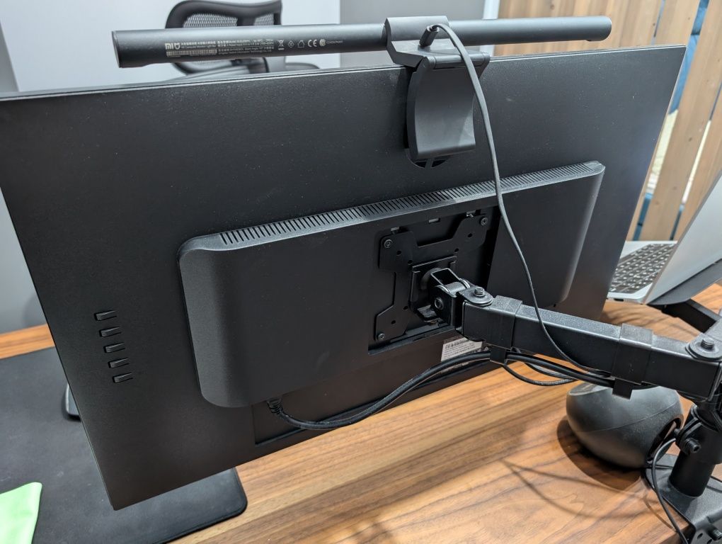 Hp x27q. Ips 2k 27" 165hz