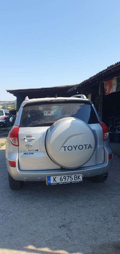 Toyota Rav4-2.2D4D на части