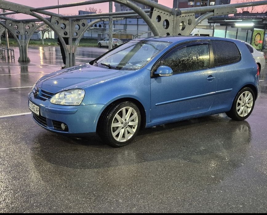 Здравейте, Продавам GOLF 5 2.0 Tdi
