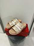 Guess, Tommy Hilfiger