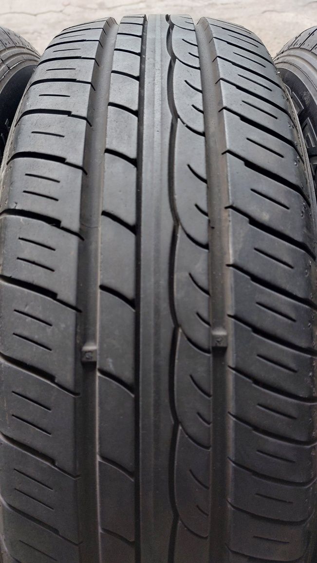 Летни гуми 175/65/15 Dunlop FasteResponse 4 броя