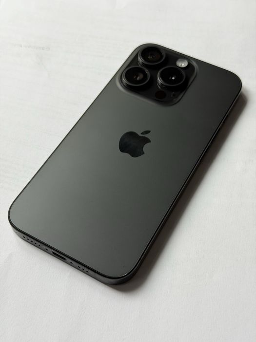 iPhone 15 pro 512 GB